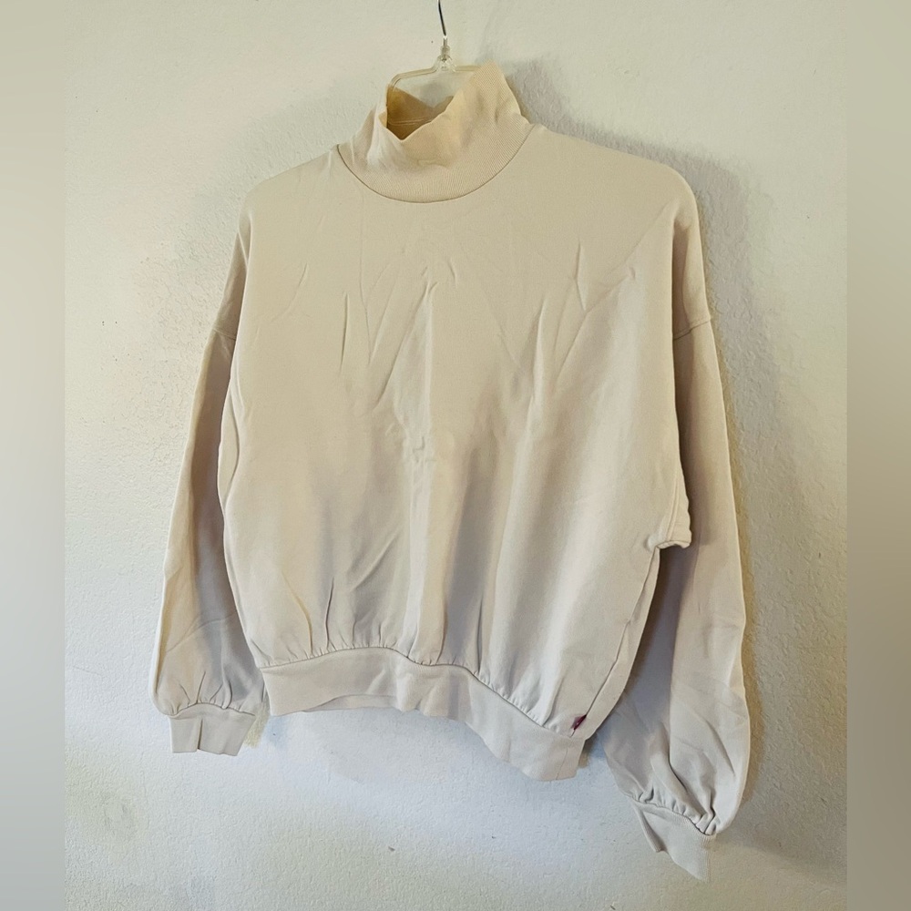 Levi's Cream Turtleneck Top